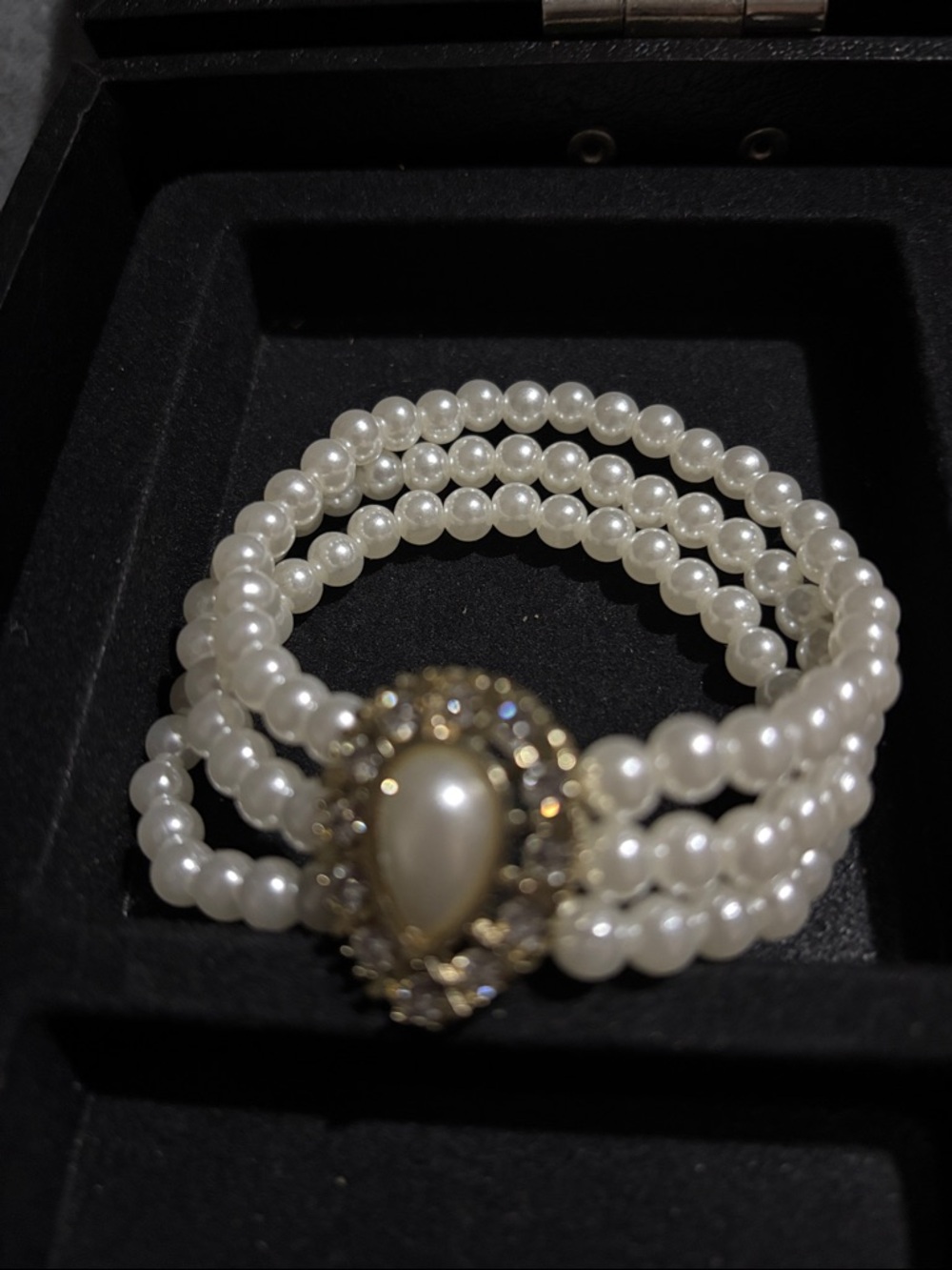 White Multi-Strand Pearl Bracelet with Teardrop Accent NWOT